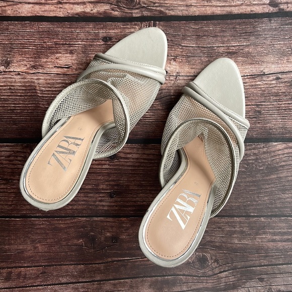 ZARA | Grey faux leather mesh high heel mules sandals - Picture 3 of 12